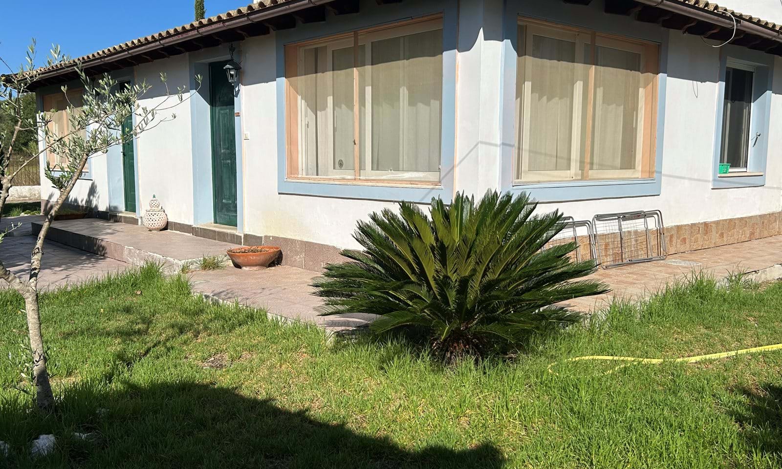 Listing photograph 1 of 13 of the apartment in Gardelades, published by Corfu Home Finders.