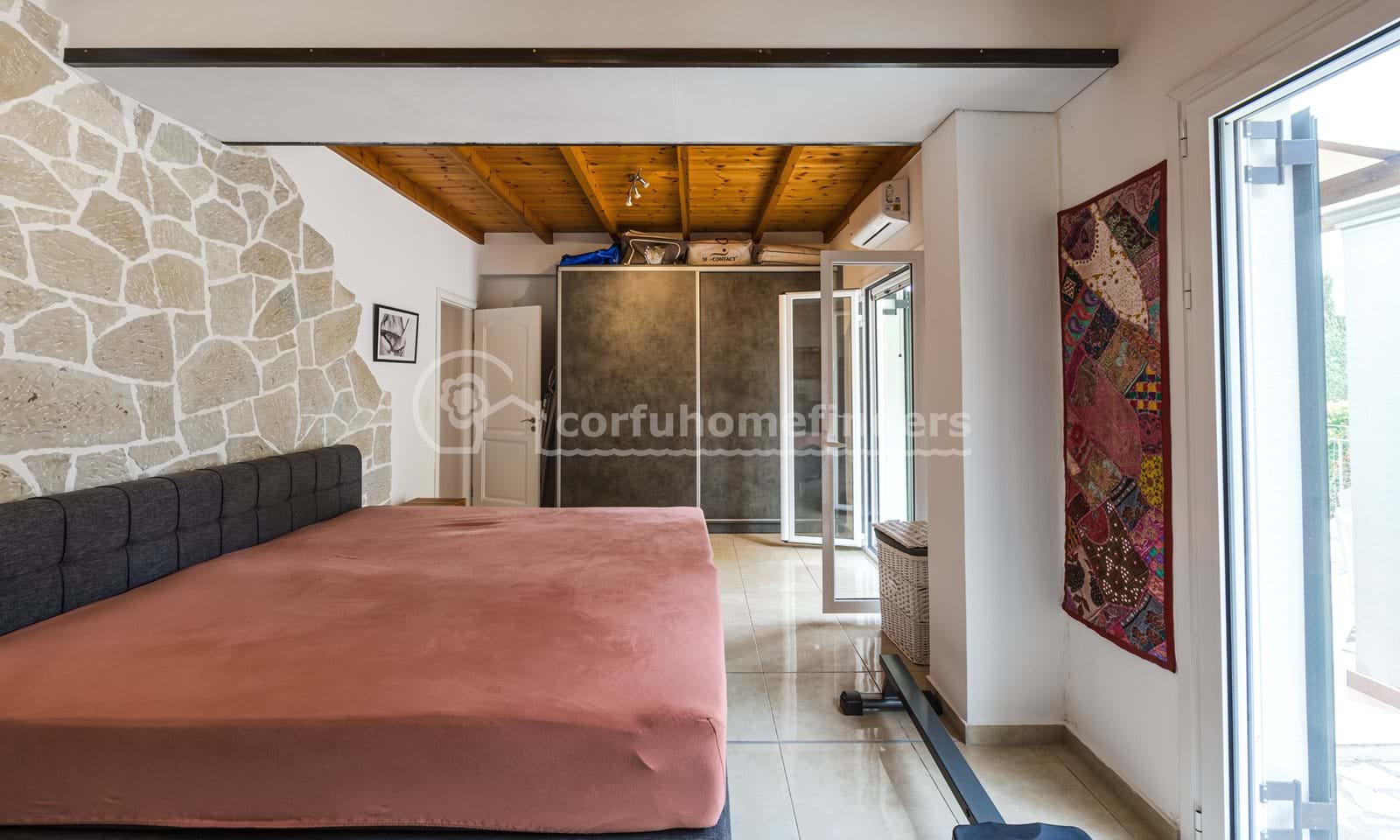 Listing photograph 16 of 23 of the house in Karousades, published by Corfu Home Finders.