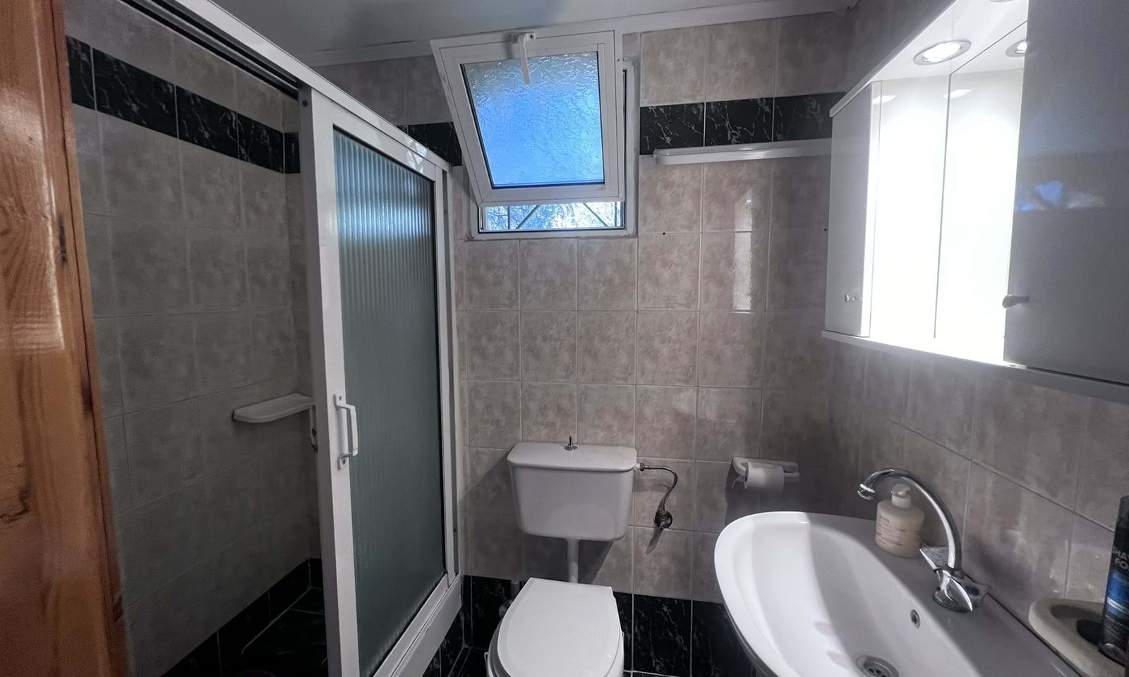 Listing photograph 8 of 12 of the house in Dafni, published by Corfu Home Finders.