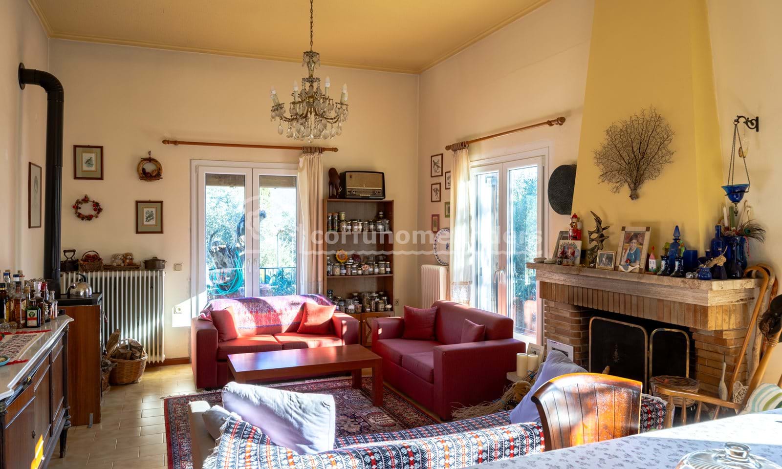 Listing photograph 7 of 26 of the house in Kato Korakiana, published by Corfu Home Finders.