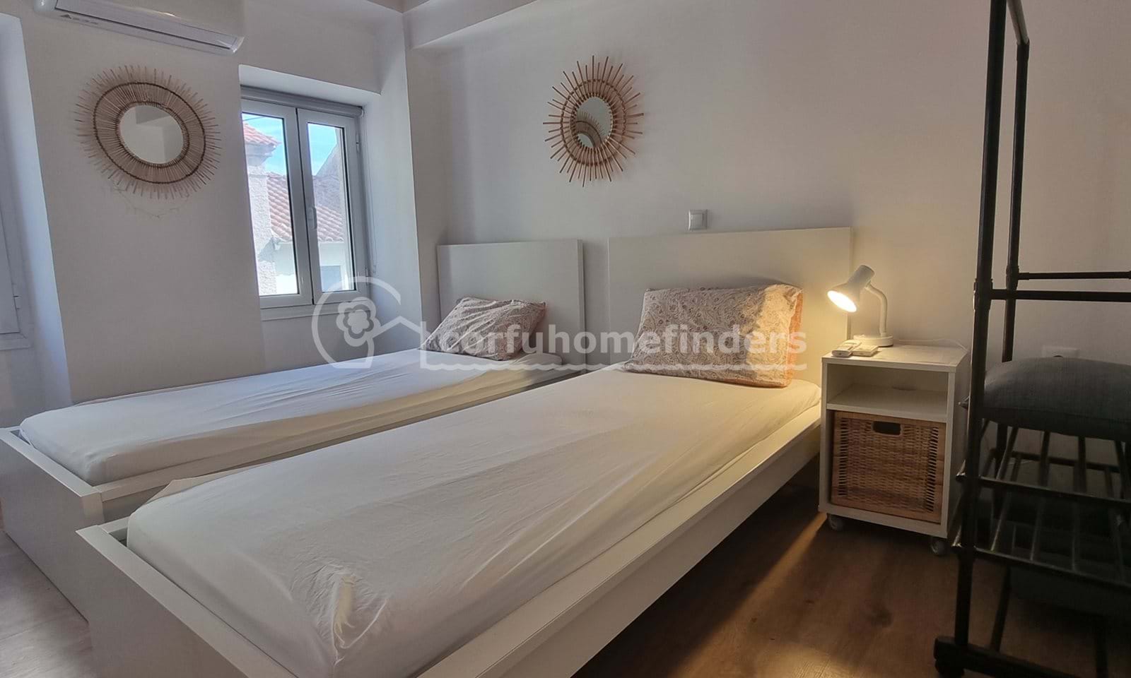 Listing photograph 6 of 17 of the house in Lefkimmi, published by Corfu Home Finders.