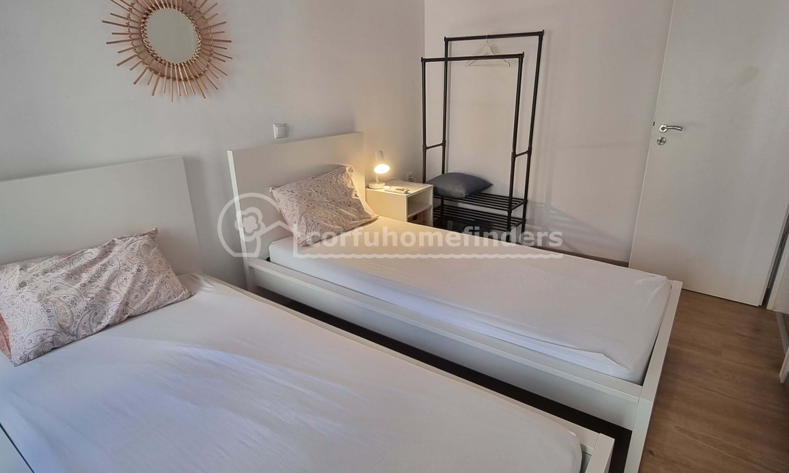 Listing photograph 7 of 17 of the house in Lefkimmi, published by Corfu Home Finders.