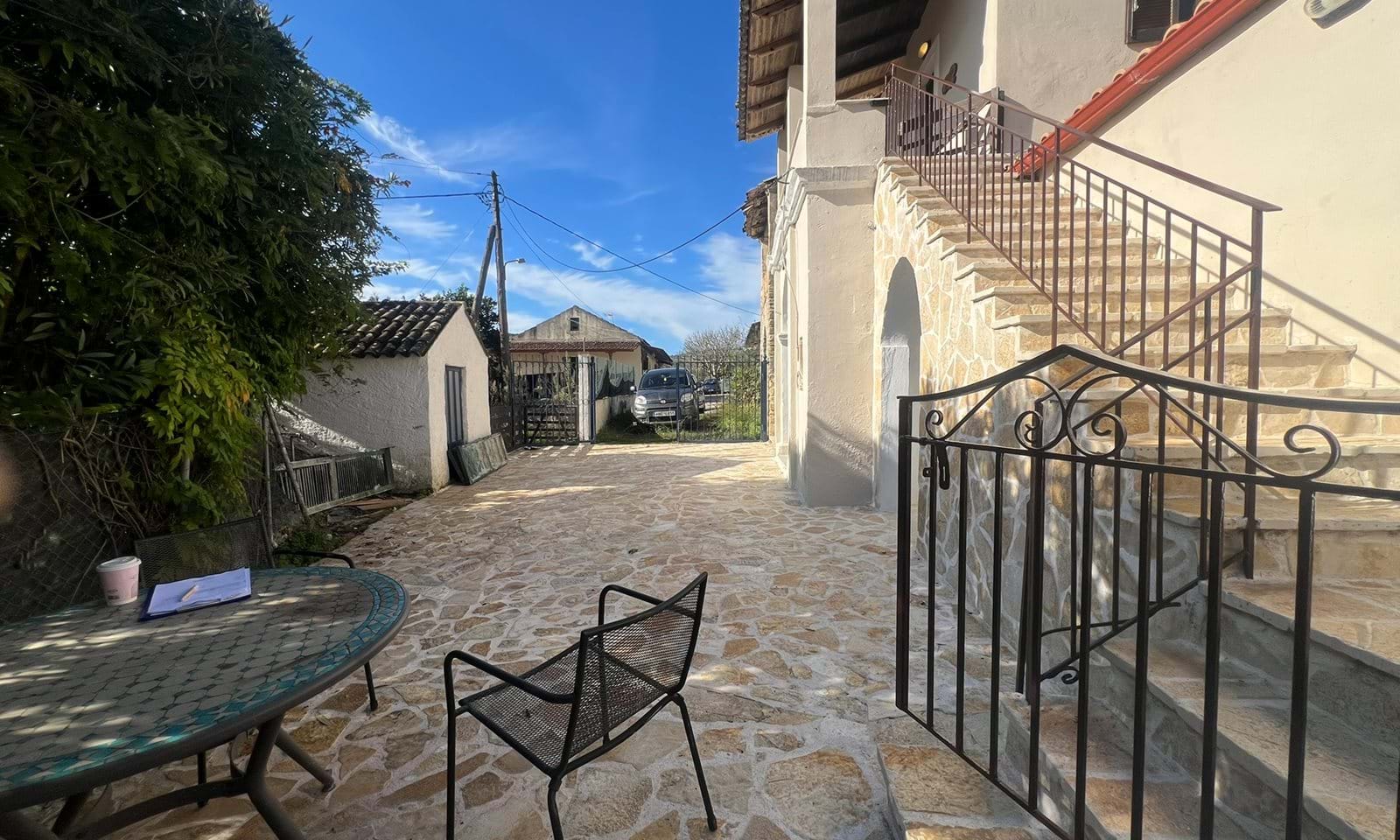 Listing photograph 5 of 13 of the house in Magoulades, published by Corfu Home Finders.