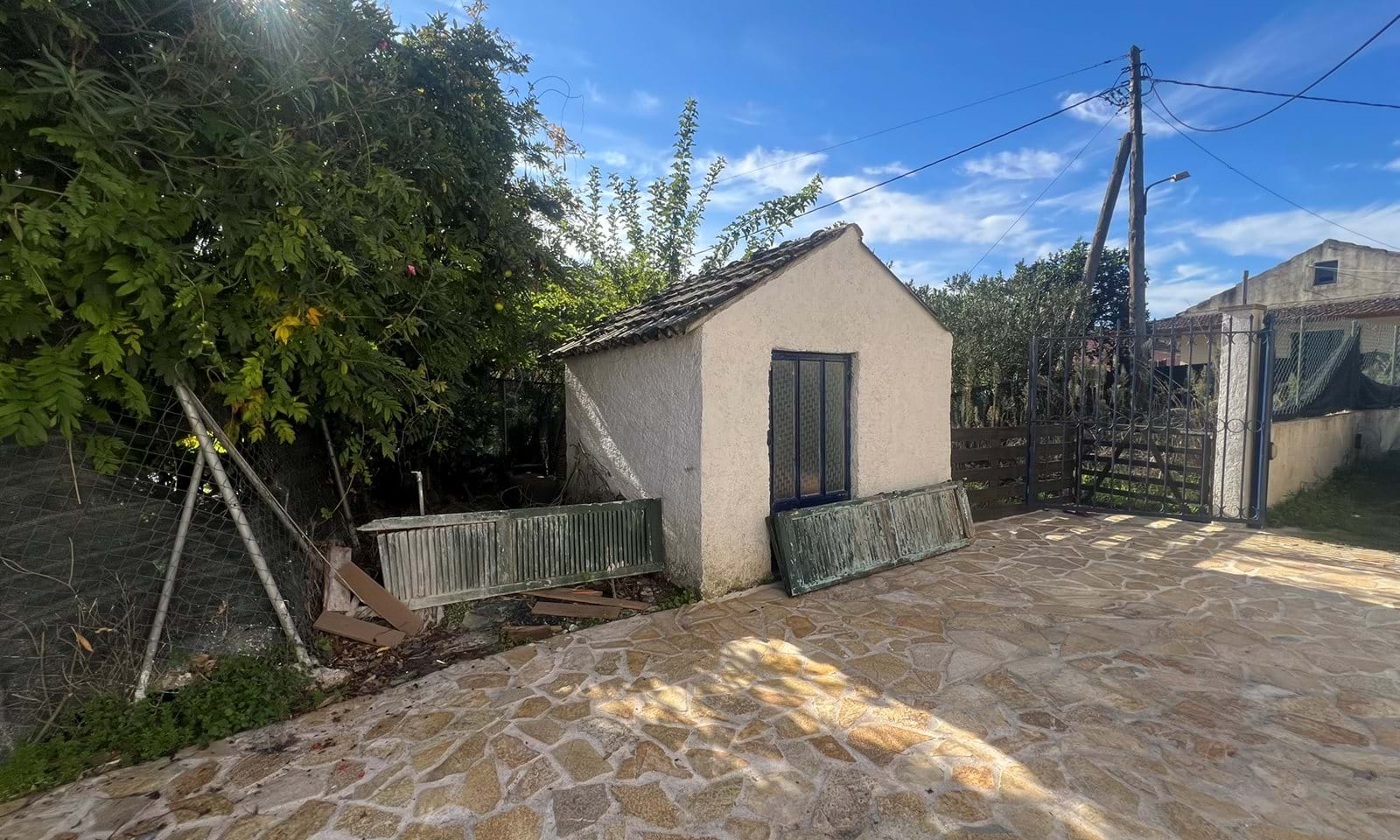 Listing photograph 10 of 13 of the house in Magoulades, published by Corfu Home Finders.
