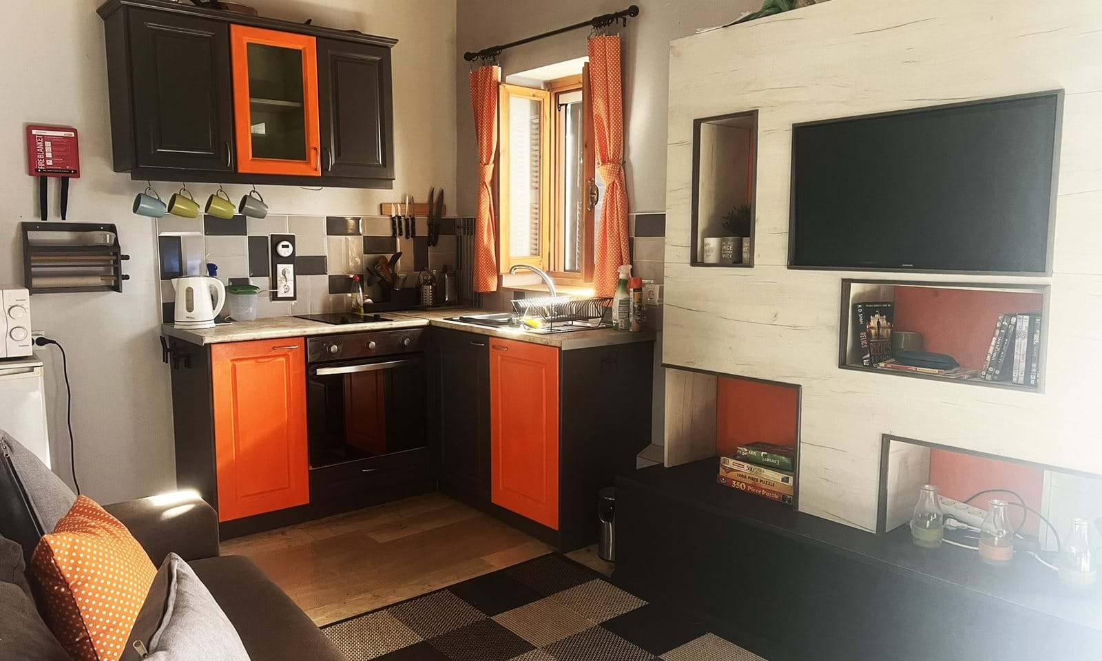 Listing photograph 2 of 13 of the house in Magoulades, published by Corfu Home Finders.