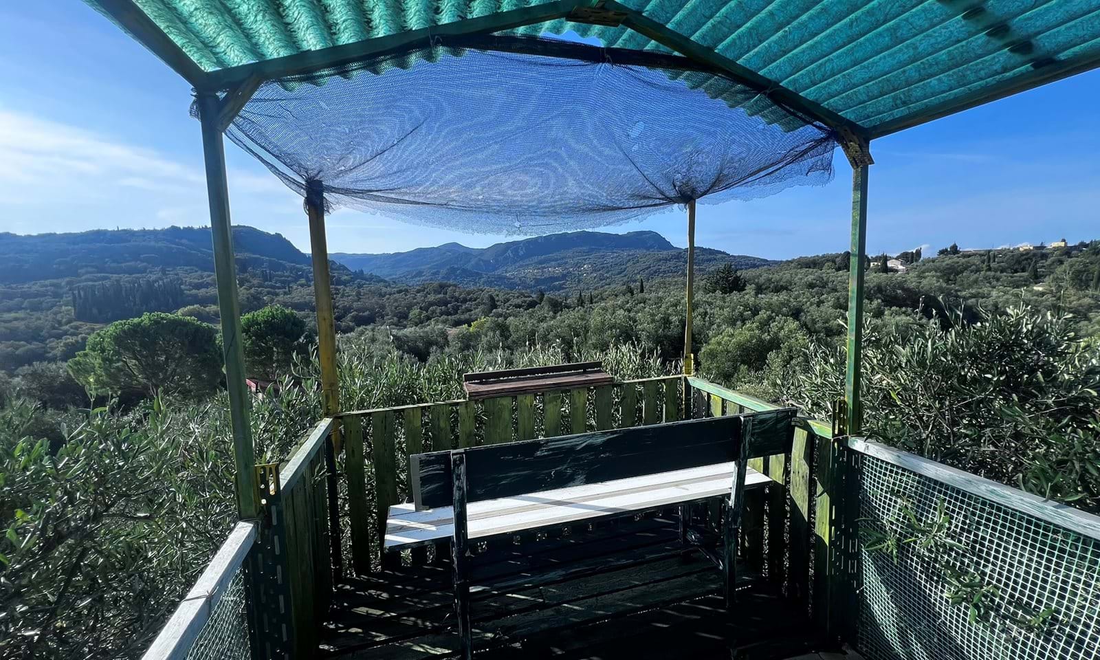 Listing photograph 19 of 20 of the house in Dafni, published by Corfu Home Finders.