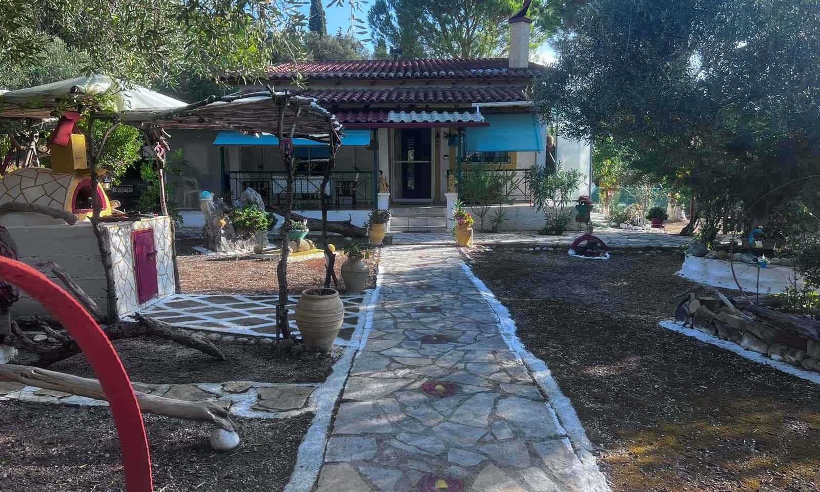 Listing photograph 1 of 20 of the house in Dafni, published by Corfu Home Finders.