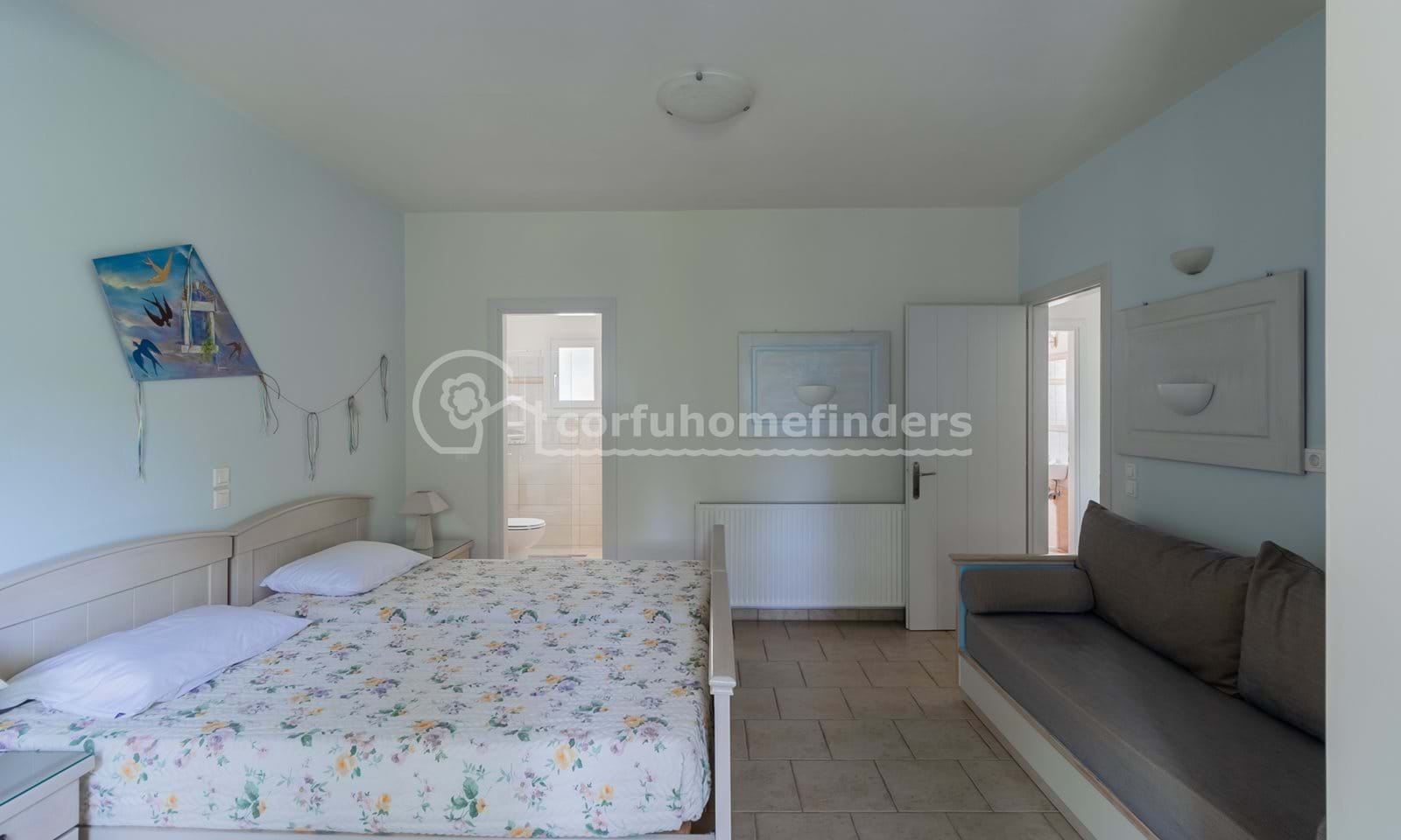Listing photograph 11 of 14 of the house in Platonas, published by Corfu Home Finders.