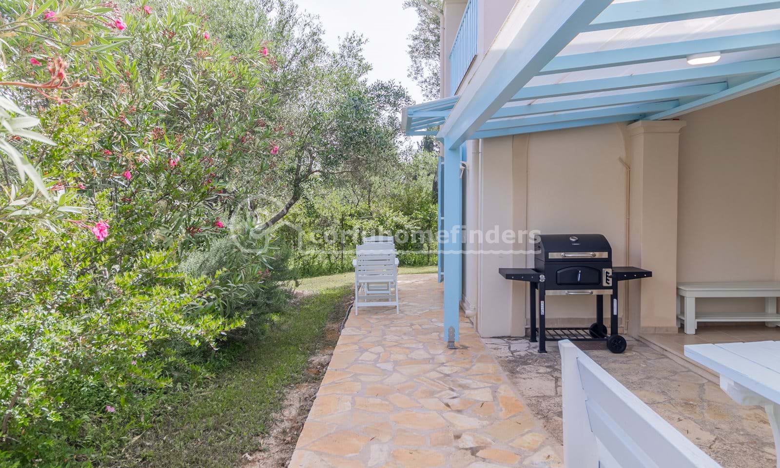 Listing photograph 9 of 14 of the house in Platonas, published by Corfu Home Finders.
