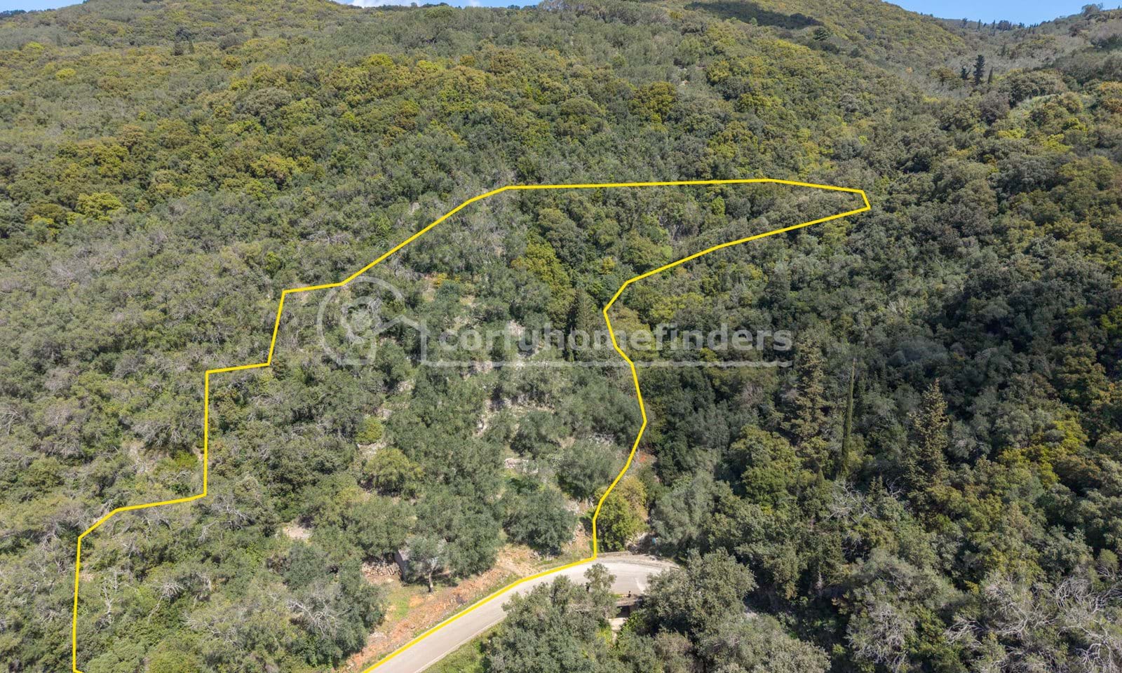 Listing photograph 1 of 11 of the land in Chlomos, published by Corfu Home Finders.