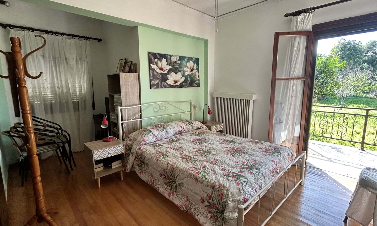 Listing photograph 7 of 16 of the house in Kouramades, published by Corfu Home Finders.