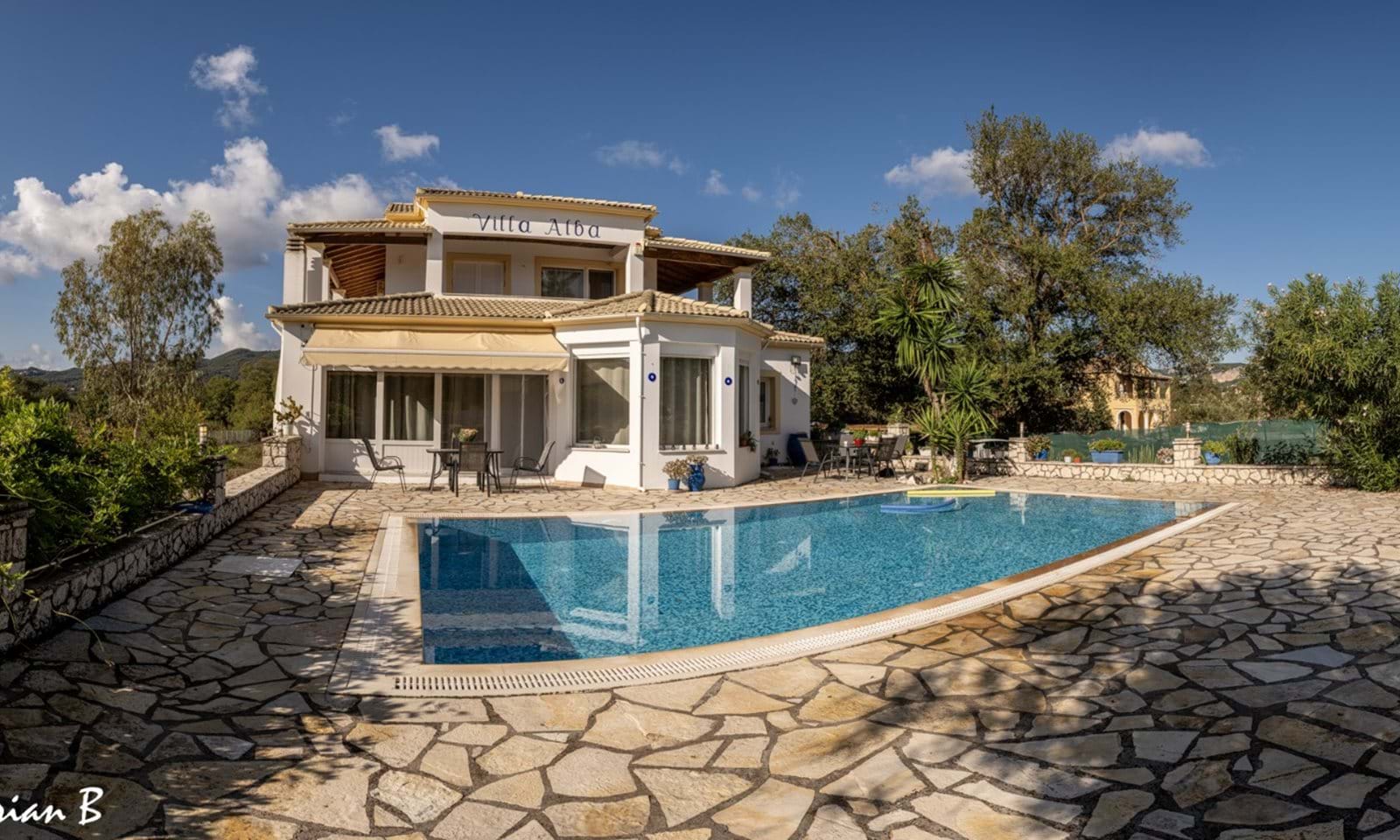 Listing photograph 1 of 13 of the house in Liapades, published by Corfu Home Finders.