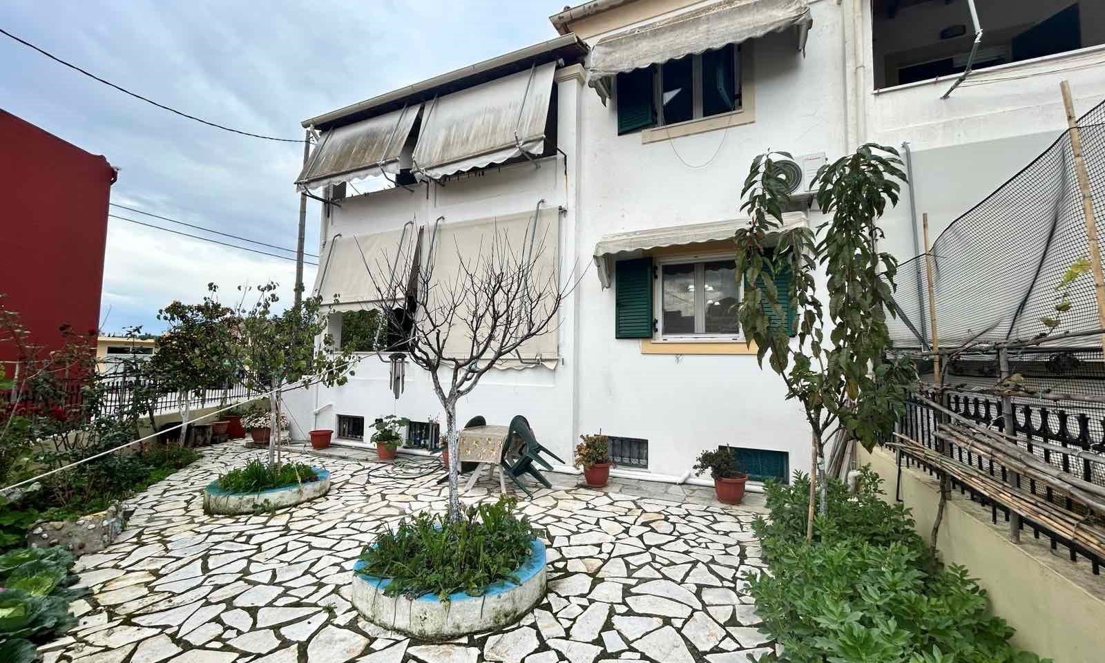 Listing photograph 1 of 8 of the apartment in Alepou, published by Corfu Home Finders.