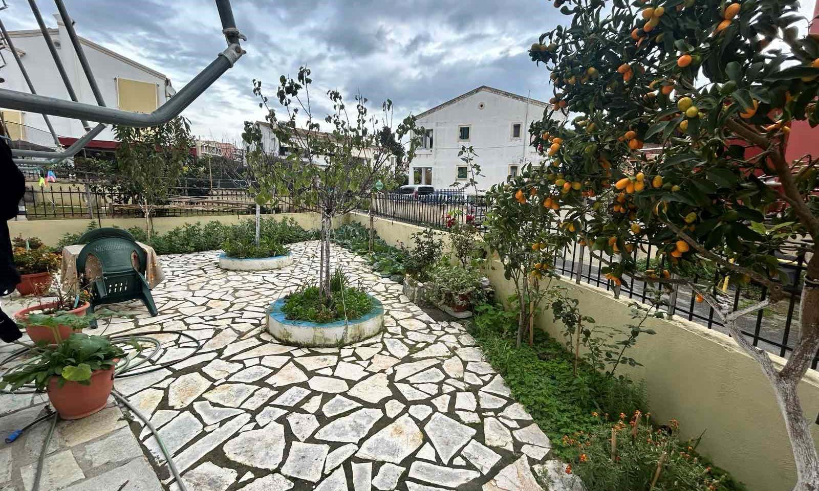 Listing photograph 2 of 8 of the apartment in Alepou, published by Corfu Home Finders.