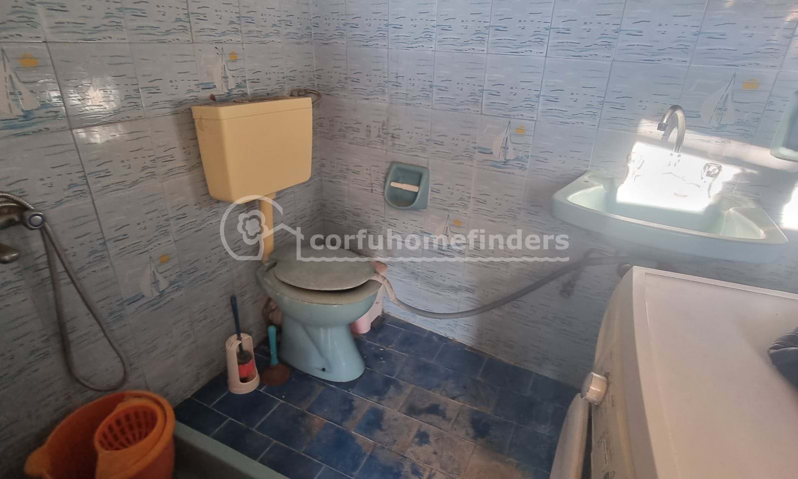 Listing photograph 8 of 13 of the house in Agios Mattheos, published by Corfu Home Finders.