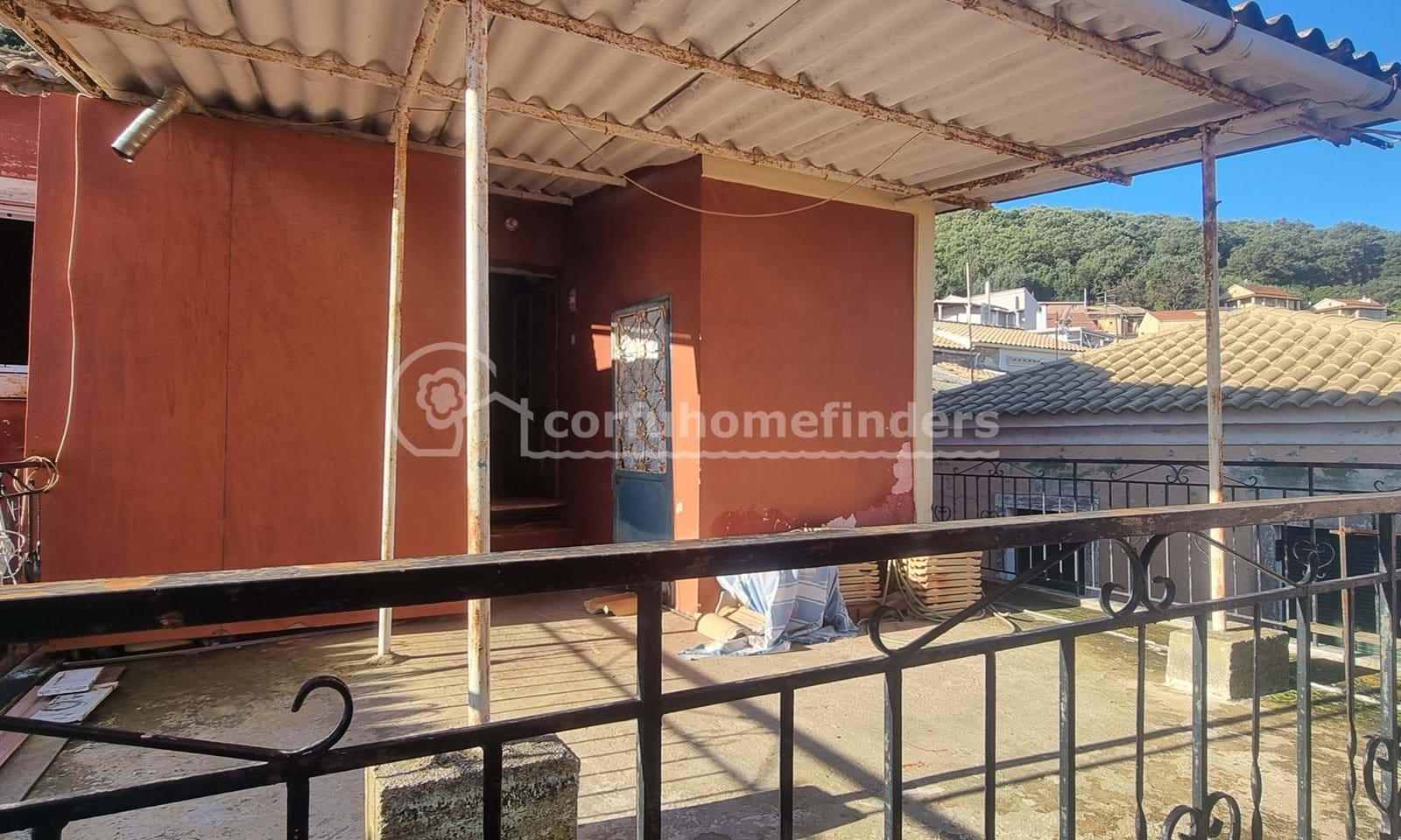 Listing photograph 5 of 13 of the house in Agios Mattheos, published by Corfu Home Finders.