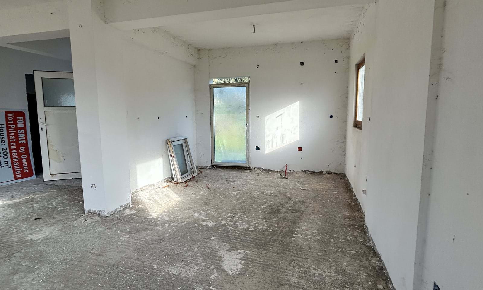 Listing photograph 5 of 11 of the house in Liapades, published by Corfu Home Finders.