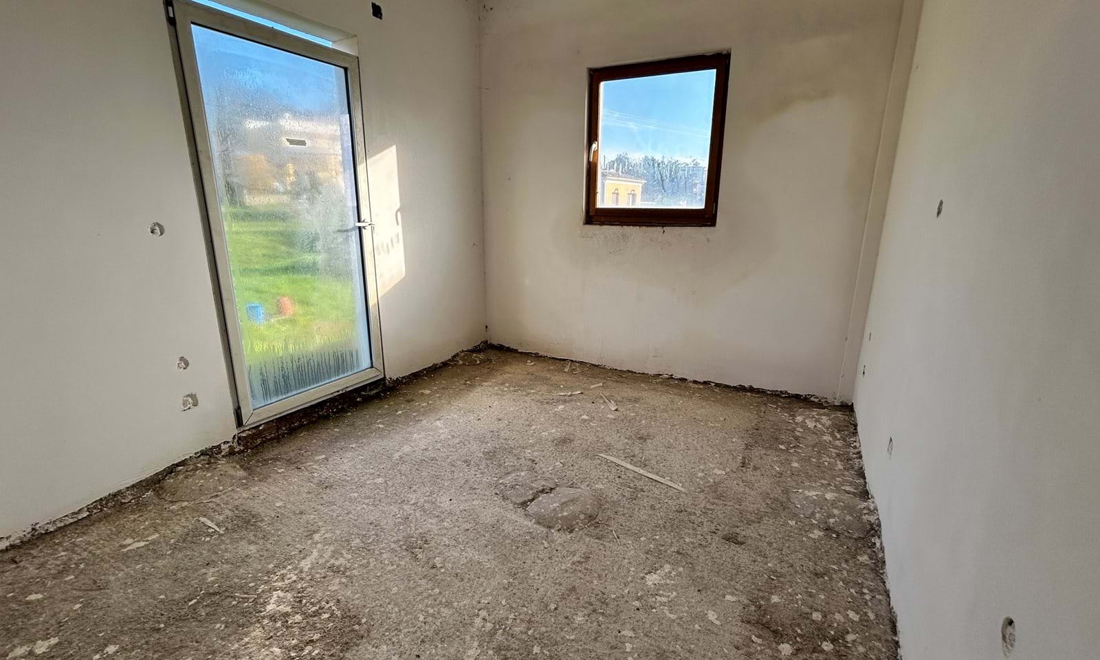 Listing photograph 7 of 11 of the house in Liapades, published by Corfu Home Finders.