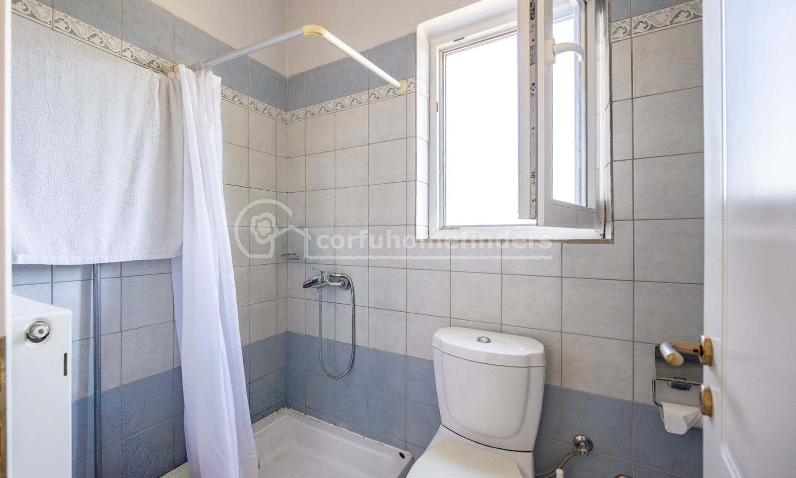 Listing photograph 17 of 27 of the house in Kastania, published by Corfu Home Finders.
