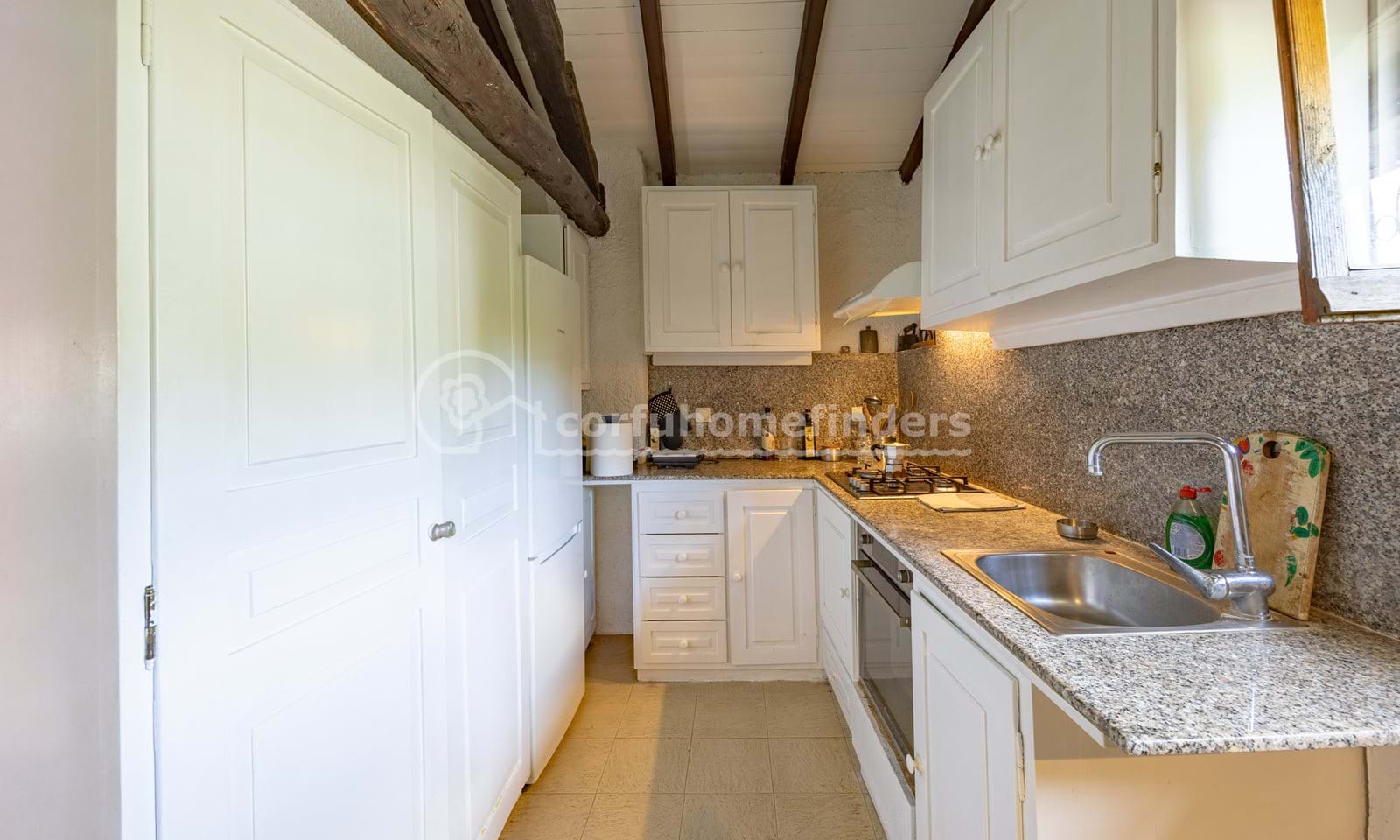 Listing photograph 7 of 20 of the house in Corfu Town, published by Corfu Home Finders.