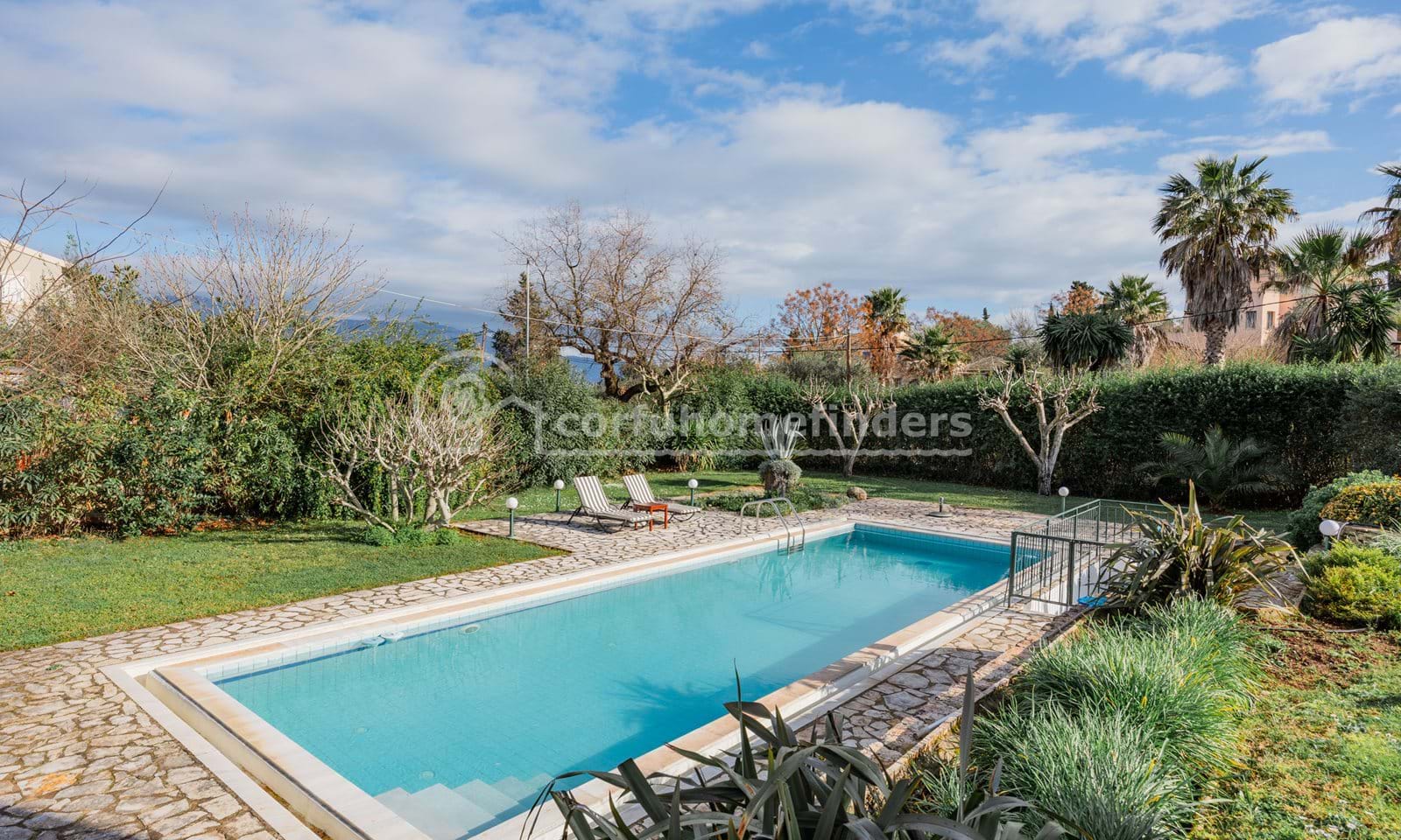 Listing photograph 22 of 23 of the house in Gouvia, published by Corfu Home Finders.