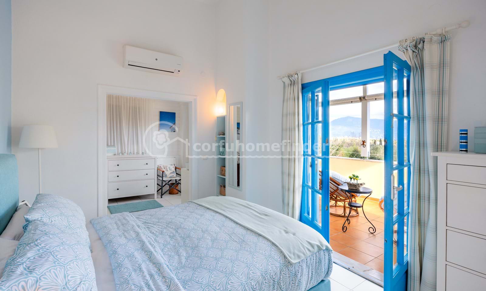 Listing photograph 14 of 23 of the house in Gouvia, published by Corfu Home Finders.