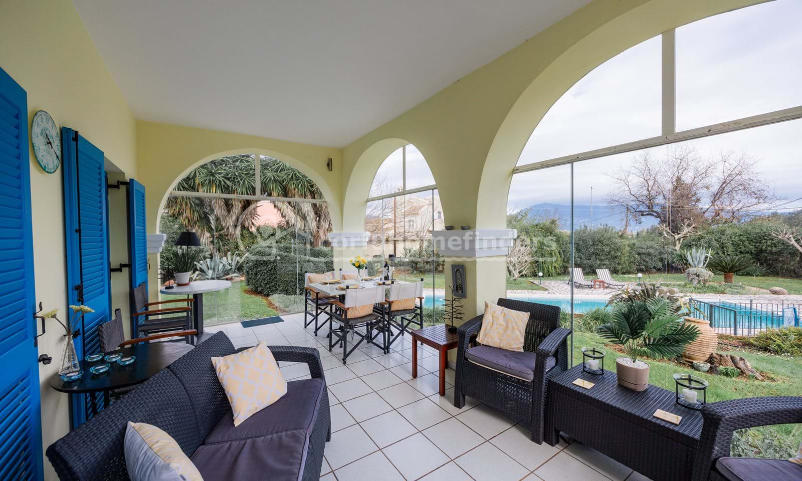 Listing photograph 12 of 23 of the house in Gouvia, published by Corfu Home Finders.