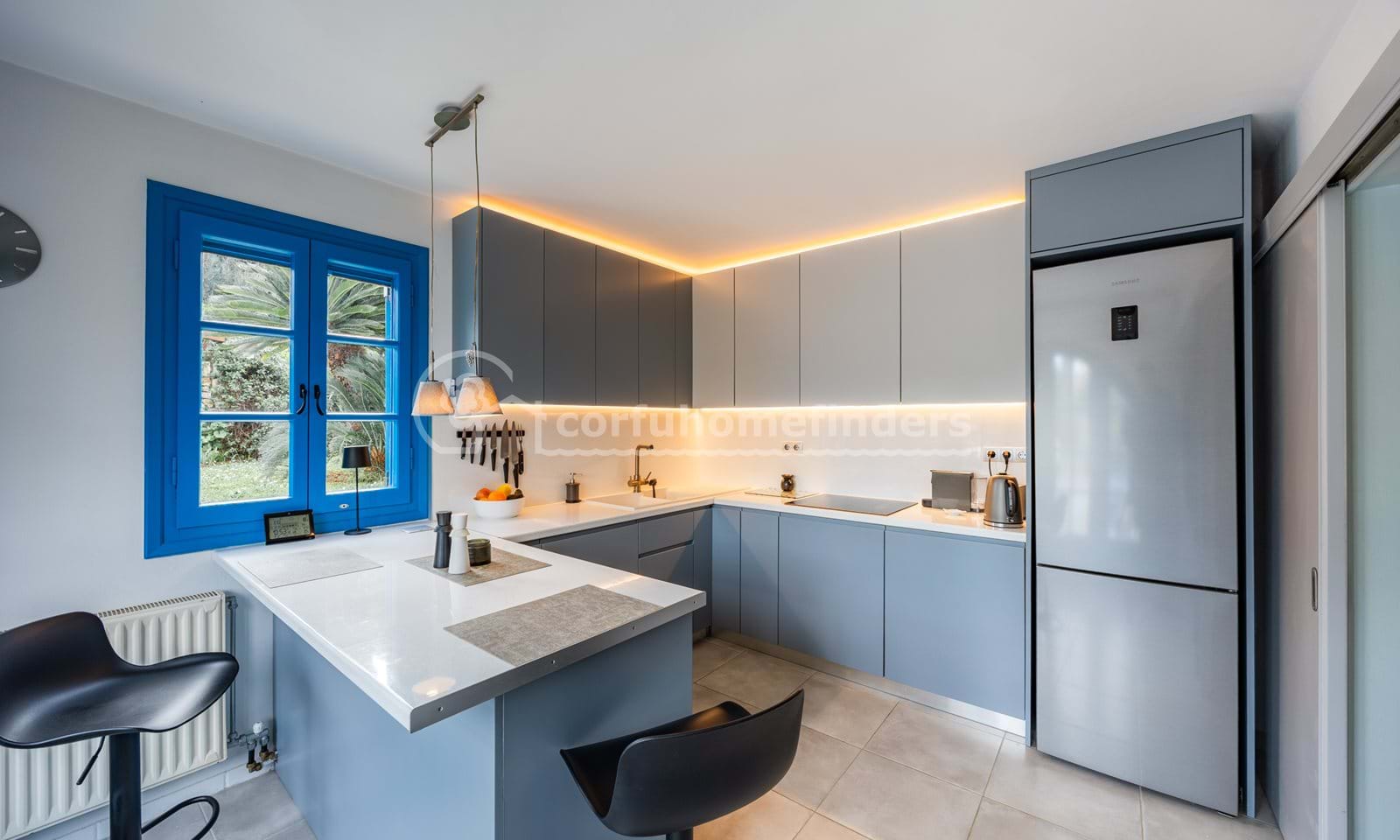 Listing photograph 5 of 23 of the house in Gouvia, published by Corfu Home Finders.