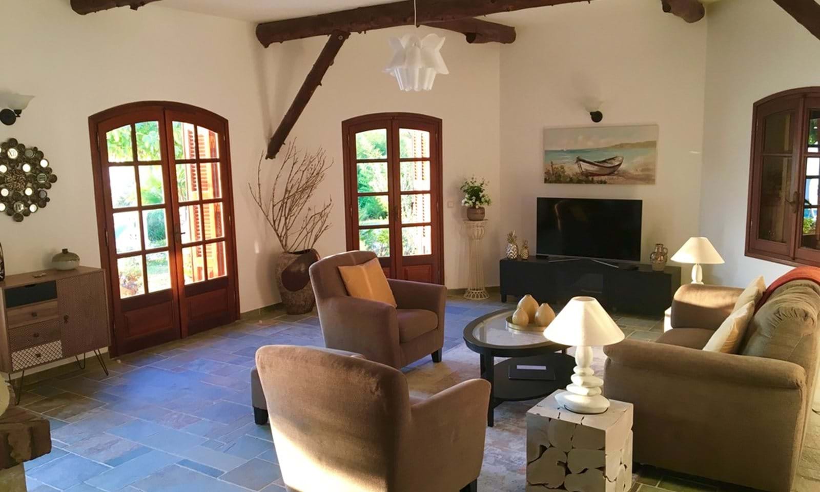 Listing photograph 5 of 14 of the house in Gastouri, published by Corfu Home Finders.