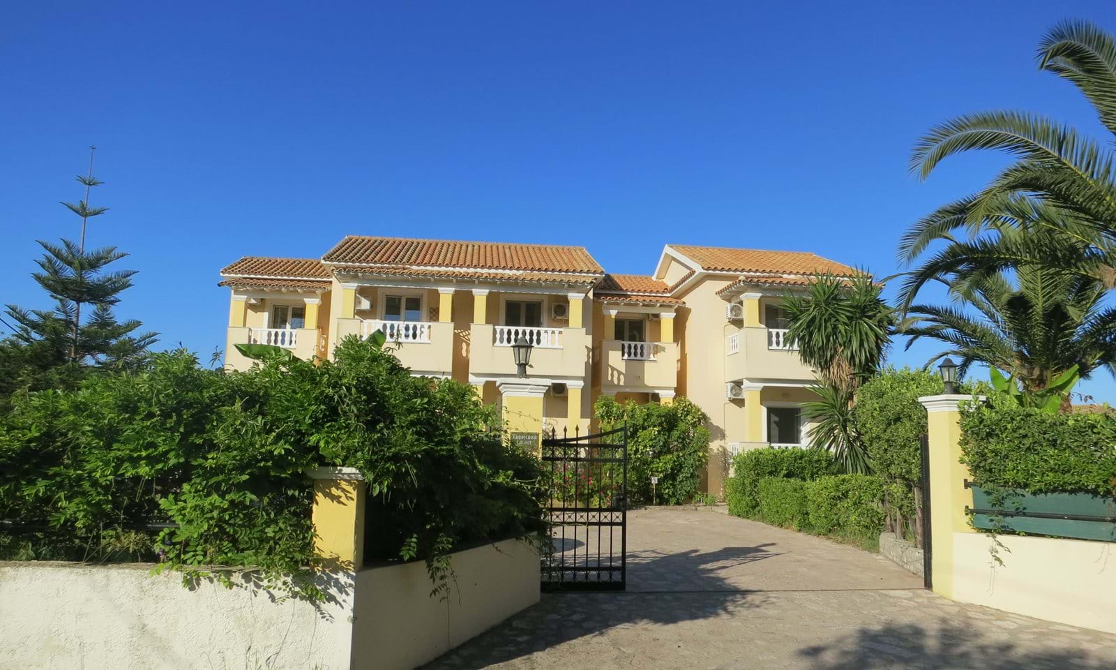Listing photograph 2 of 18 of the house in Arilas, published by Corfu Home Finders.