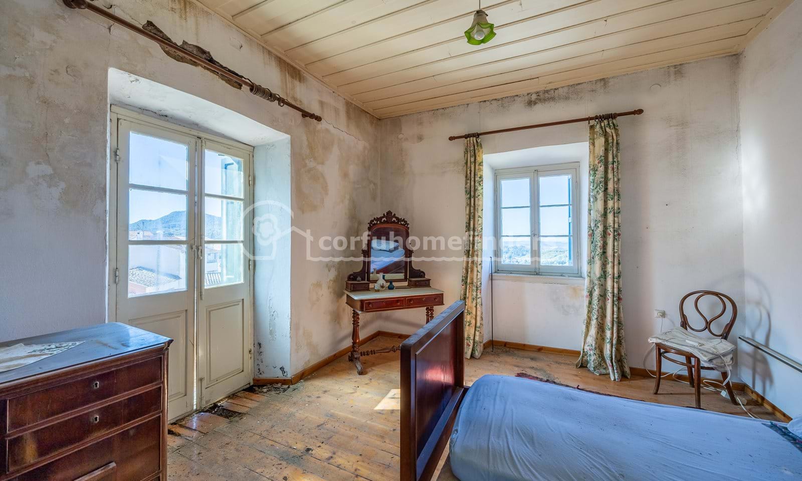 Listing photograph 21 of 30 of the house in Episkepsi, published by Corfu Home Finders.