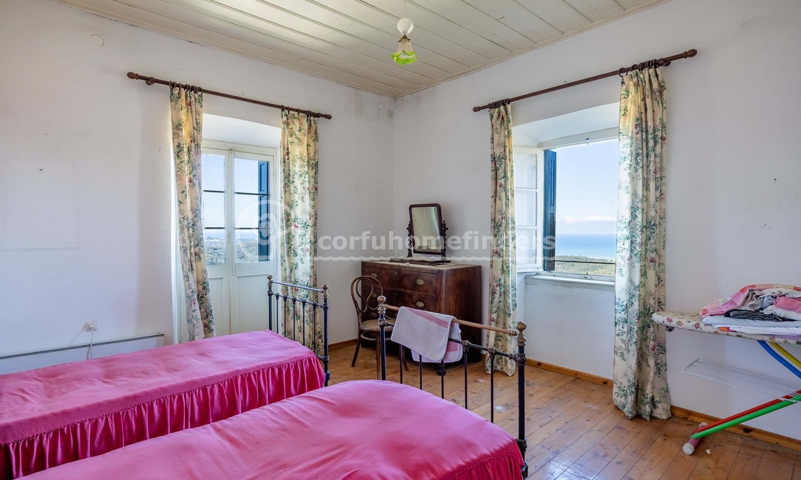 Listing photograph 24 of 30 of the house in Episkepsi, published by Corfu Home Finders.
