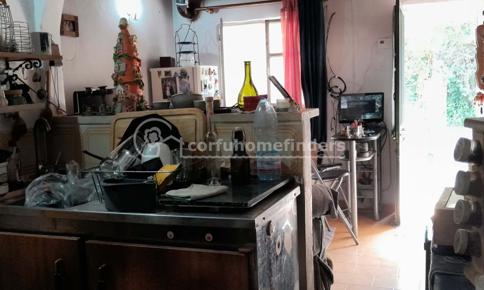 Listing photograph 6 of 12 of the house in Chalikounas, published by Corfu Home Finders.