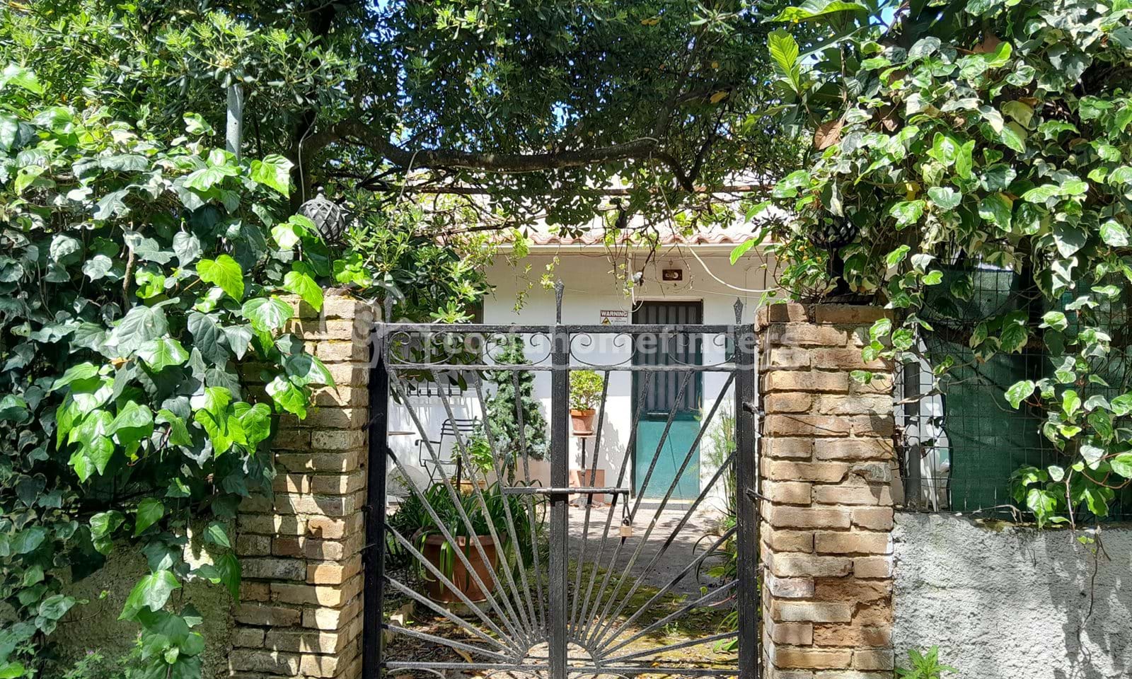 Listing photograph 1 of 12 of the house in Chalikounas, published by Corfu Home Finders.