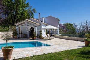ALMOND HOUSE, Santa, Corfu