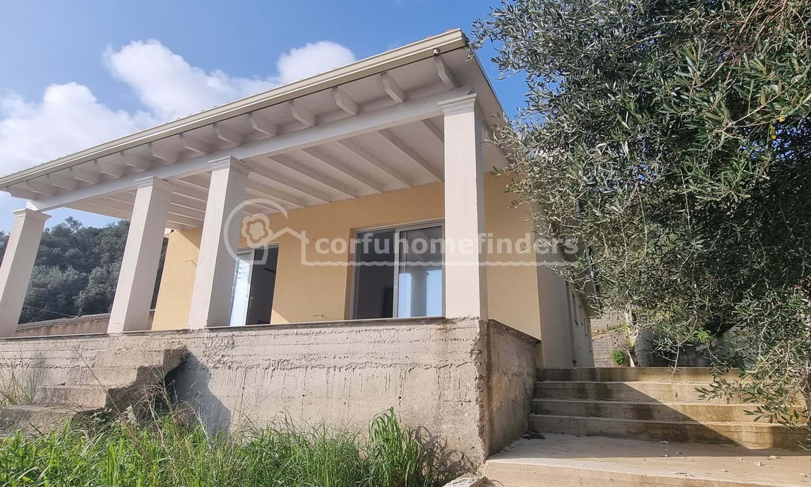 Listing photograph 14 of 15 of the house in Agios Mattheos, published by Corfu Home Finders.