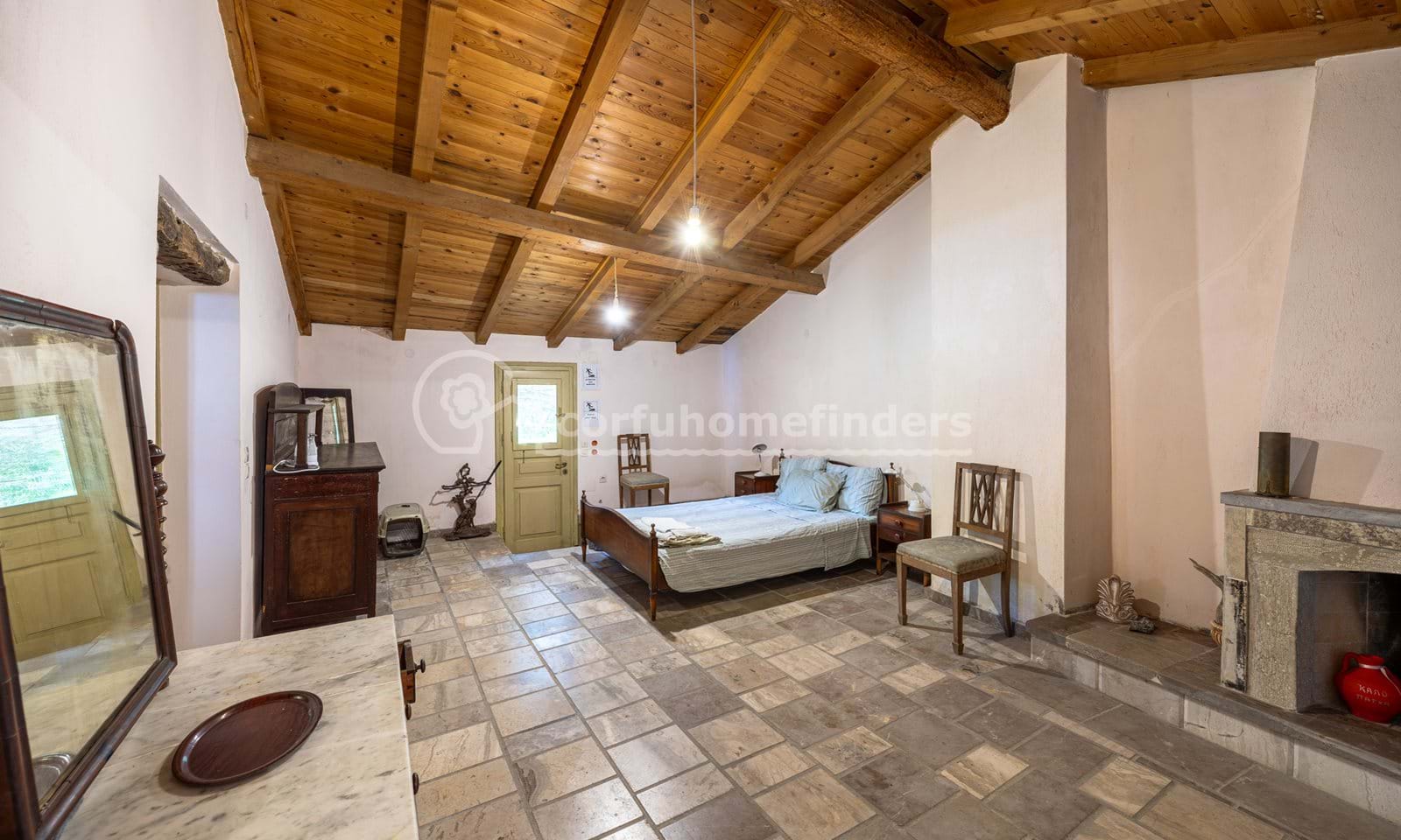 Listing photograph 9 of 20 of the house in Agios Mattheos, published by Corfu Home Finders.