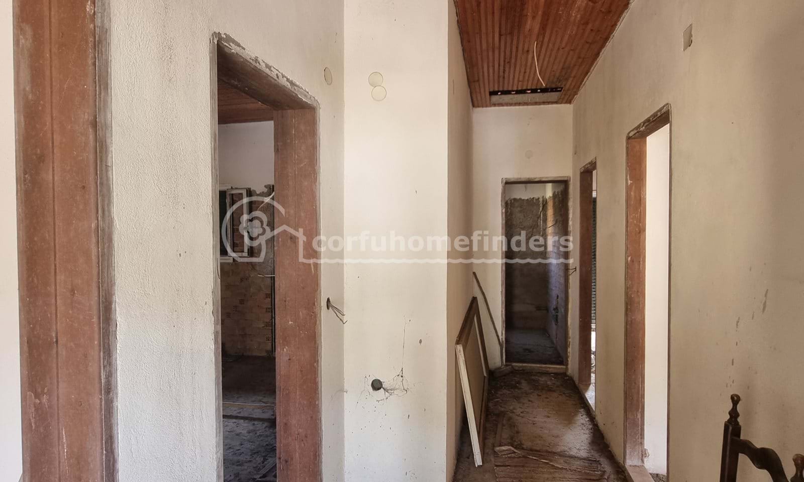 Listing photograph 19 of 23 of the house in Agios Mattheos, published by Corfu Home Finders.