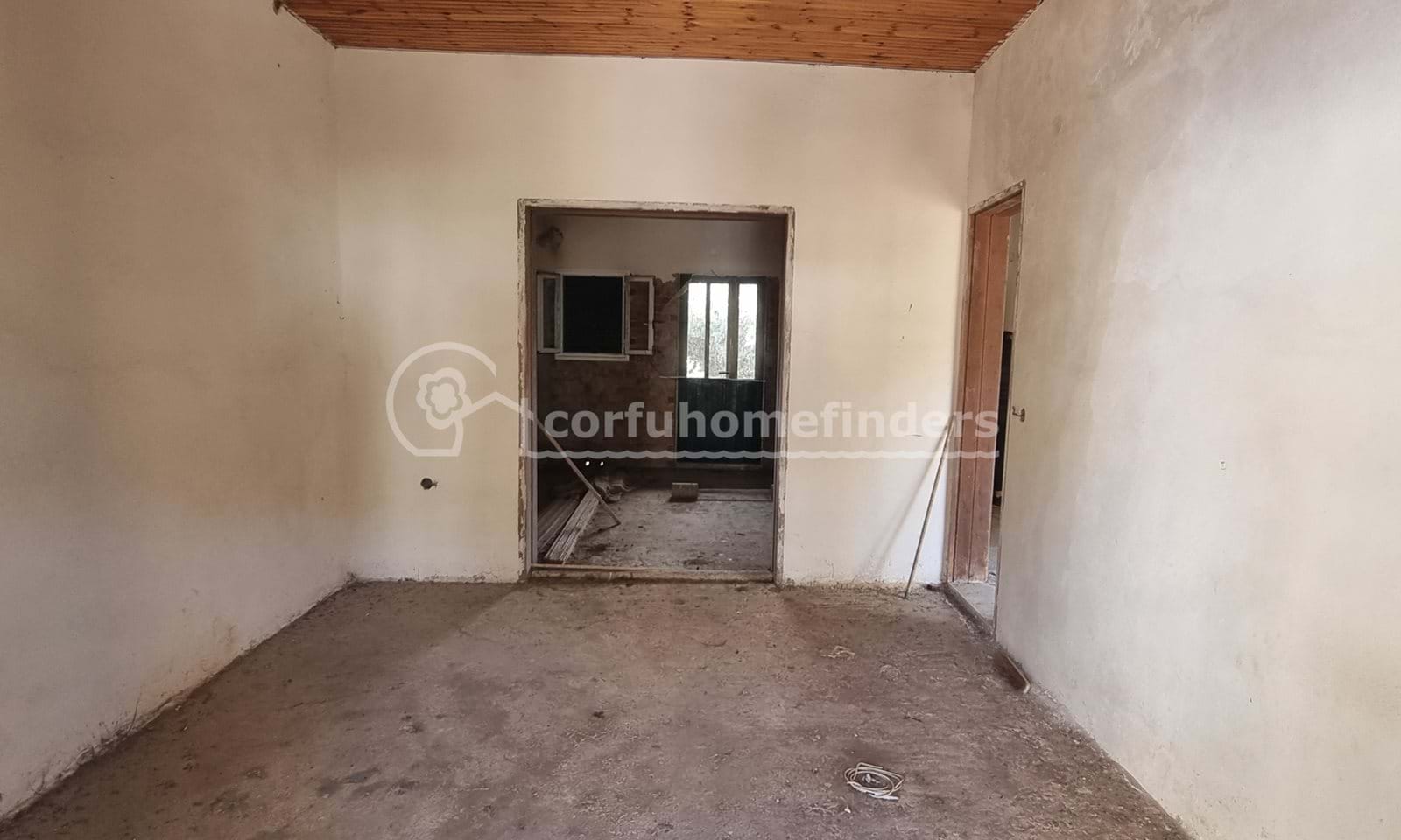 Listing photograph 7 of 23 of the house in Agios Mattheos, published by Corfu Home Finders.