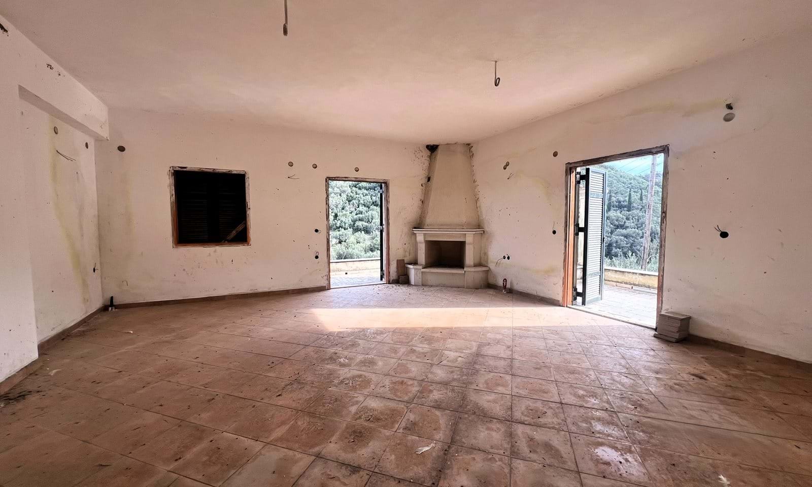 Listing photograph 3 of 13 of the house in Agios Martinos, published by Corfu Home Finders.