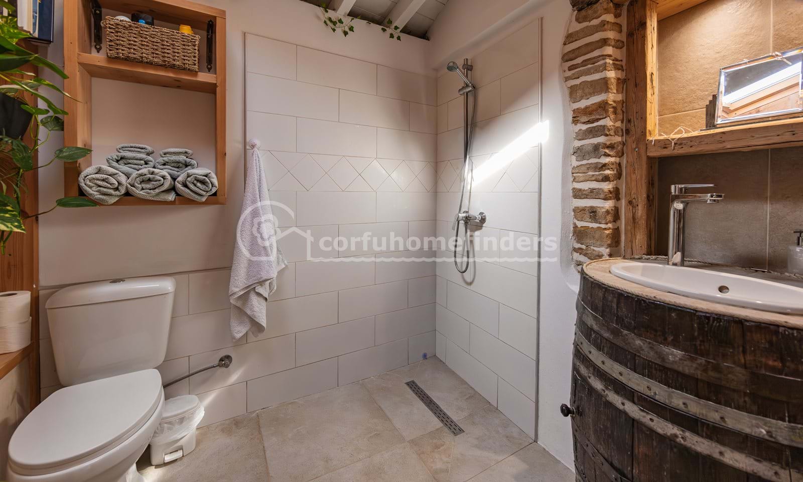Listing photograph 22 of 23 of the house in Rachtades, published by Corfu Home Finders.