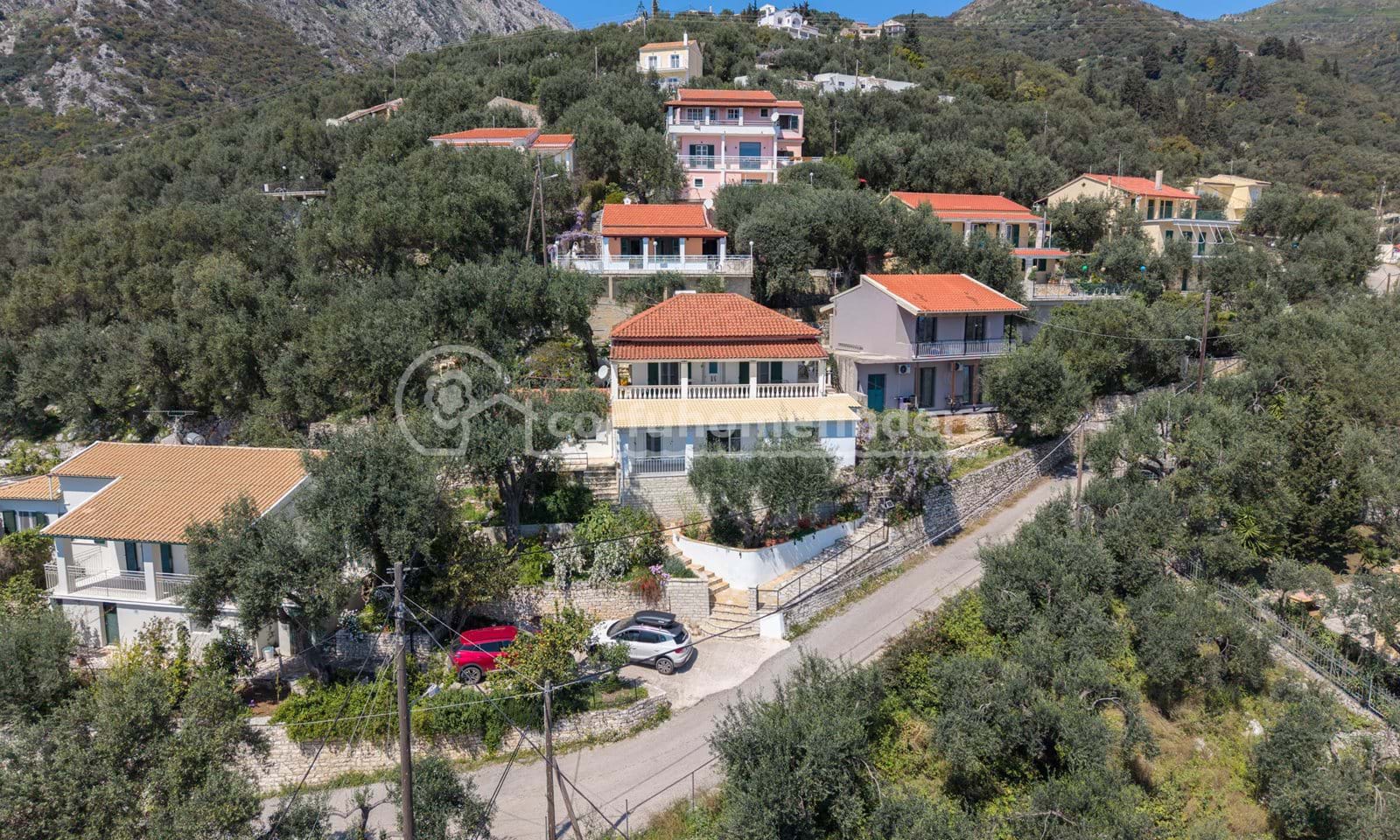 Listing photograph 2 of 24 of the house in Nissaki, published by Corfu Home Finders.