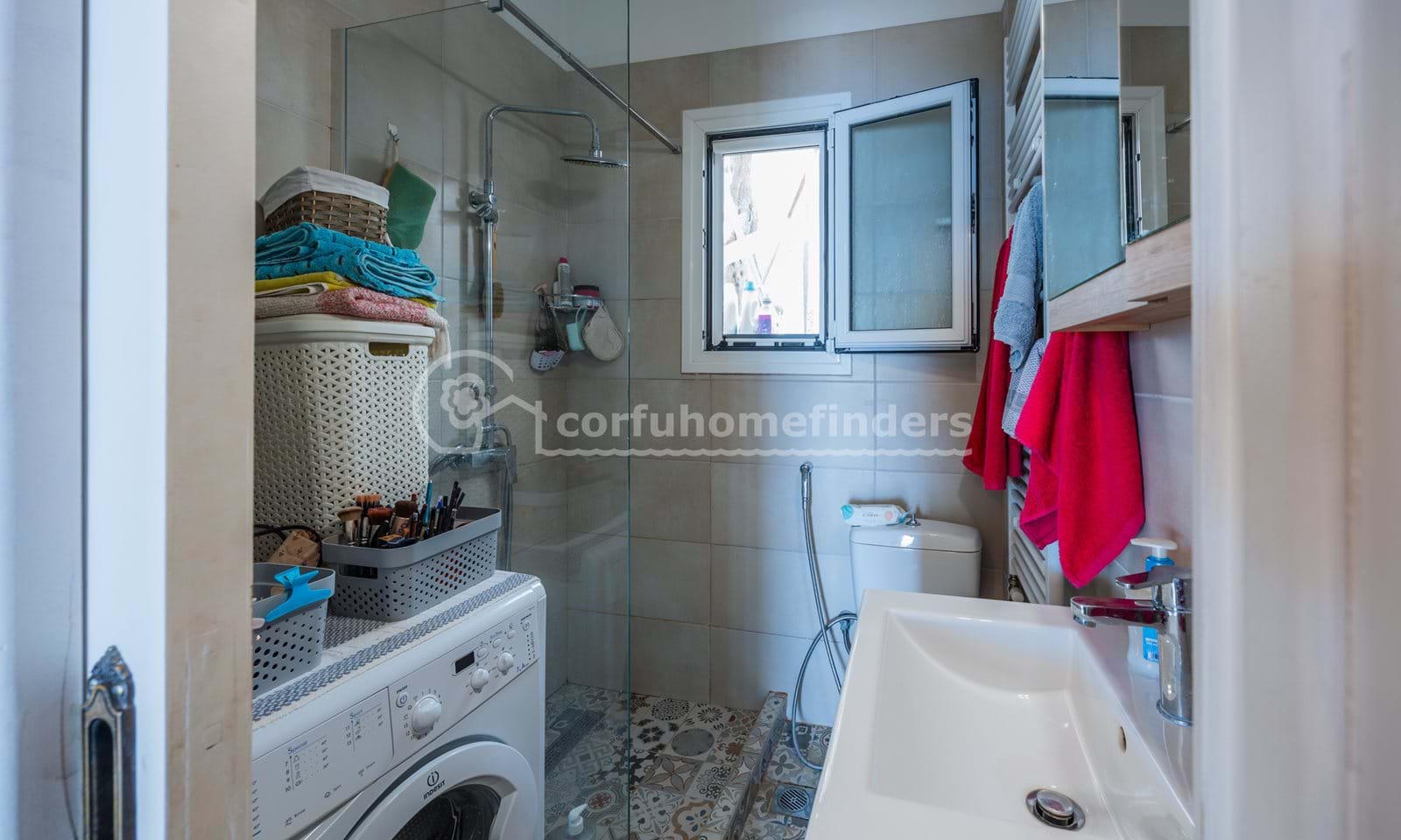 Listing photograph 11 of 24 of the house in Nissaki, published by Corfu Home Finders.