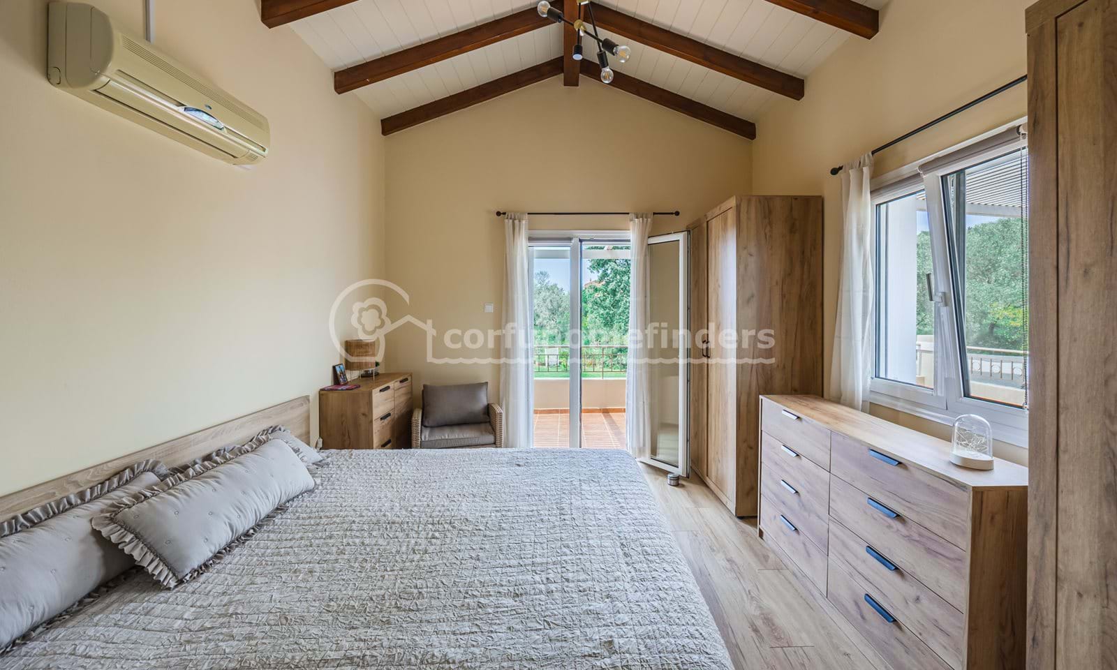 Listing photograph 13 of 18 of the house in Poulades, published by Corfu Home Finders.