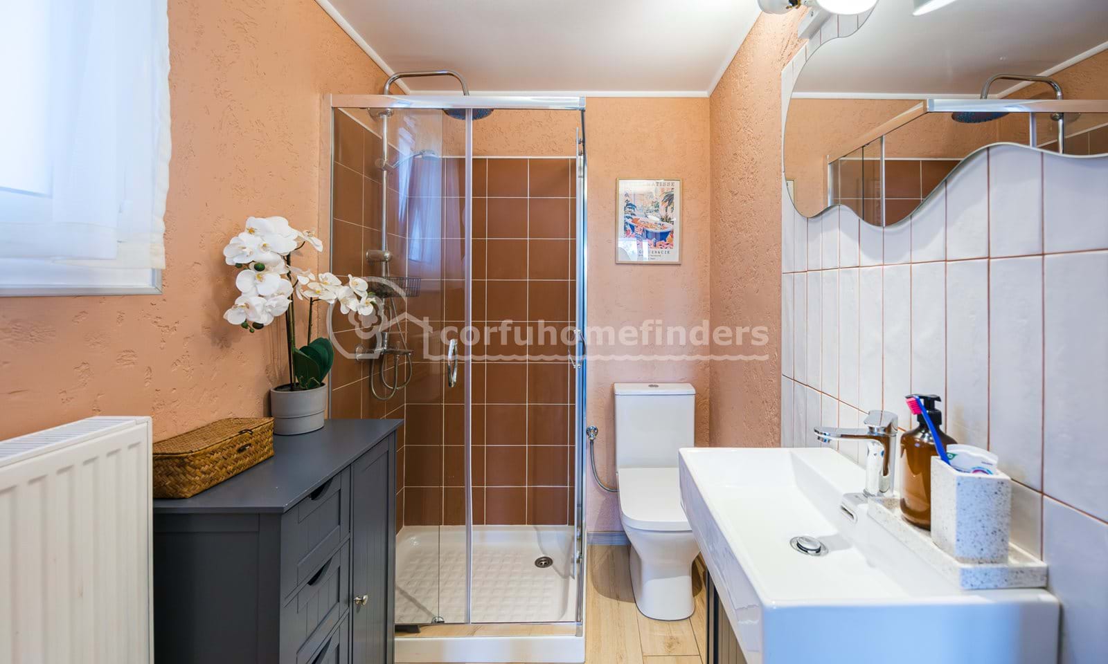 Listing photograph 15 of 18 of the house in Poulades, published by Corfu Home Finders.