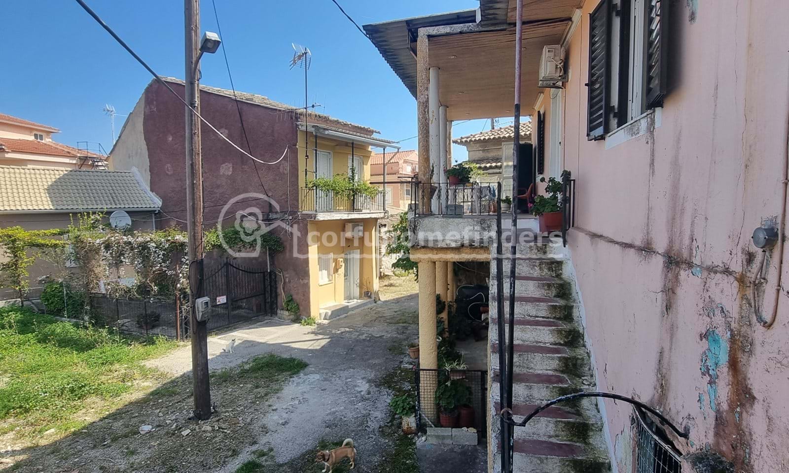 Listing photograph 3 of 13 of the house in Agios Nikolaos, published by Corfu Home Finders.