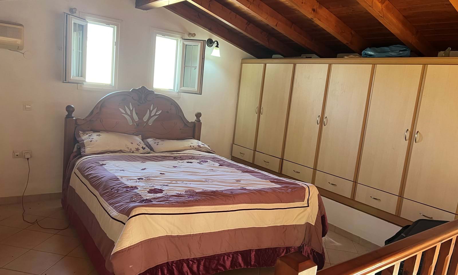 Listing photograph 9 of 14 of the house in Roda, published by Corfu Home Finders.