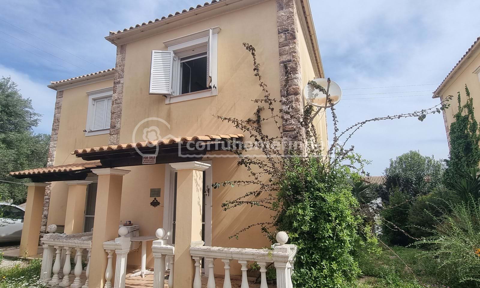 Listing photograph 1 of 13 of the house in Kouspades, published by Corfu Home Finders.