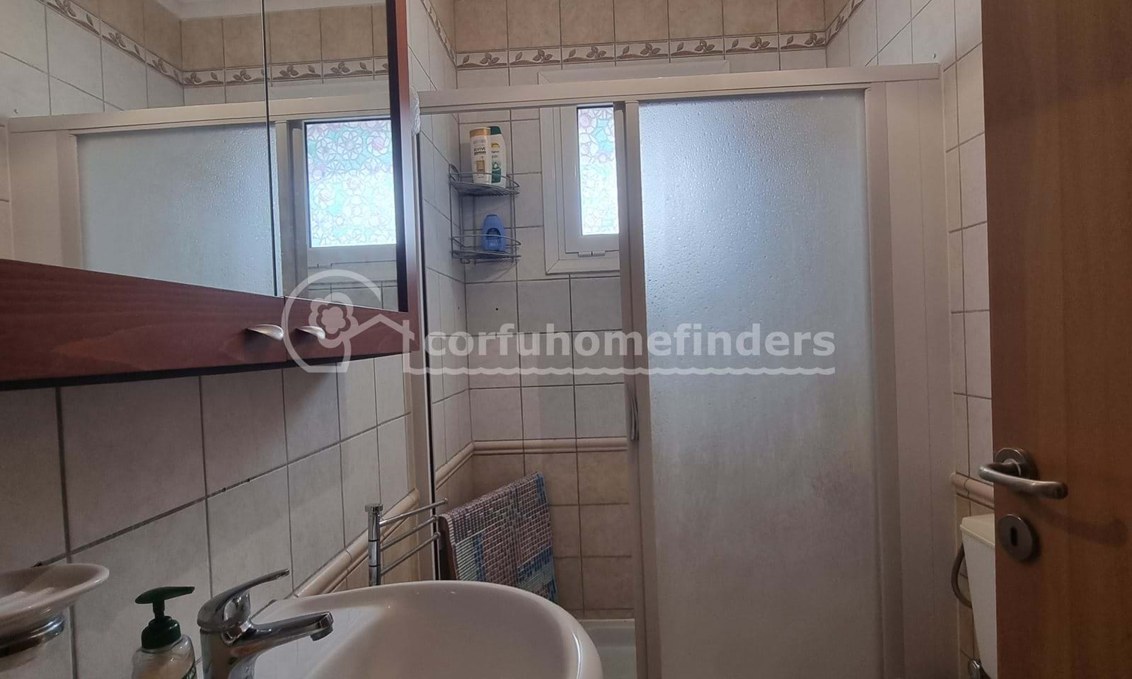 Listing photograph 6 of 13 of the house in Kouspades, published by Corfu Home Finders.