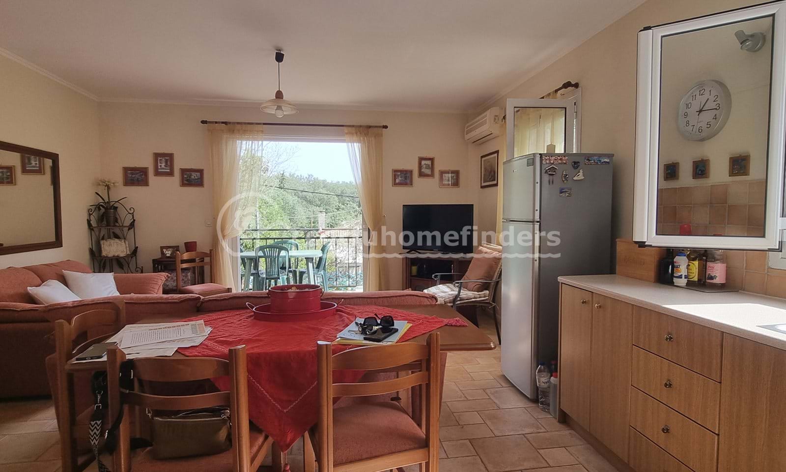 Listing photograph 3 of 13 of the house in Kouspades, published by Corfu Home Finders.